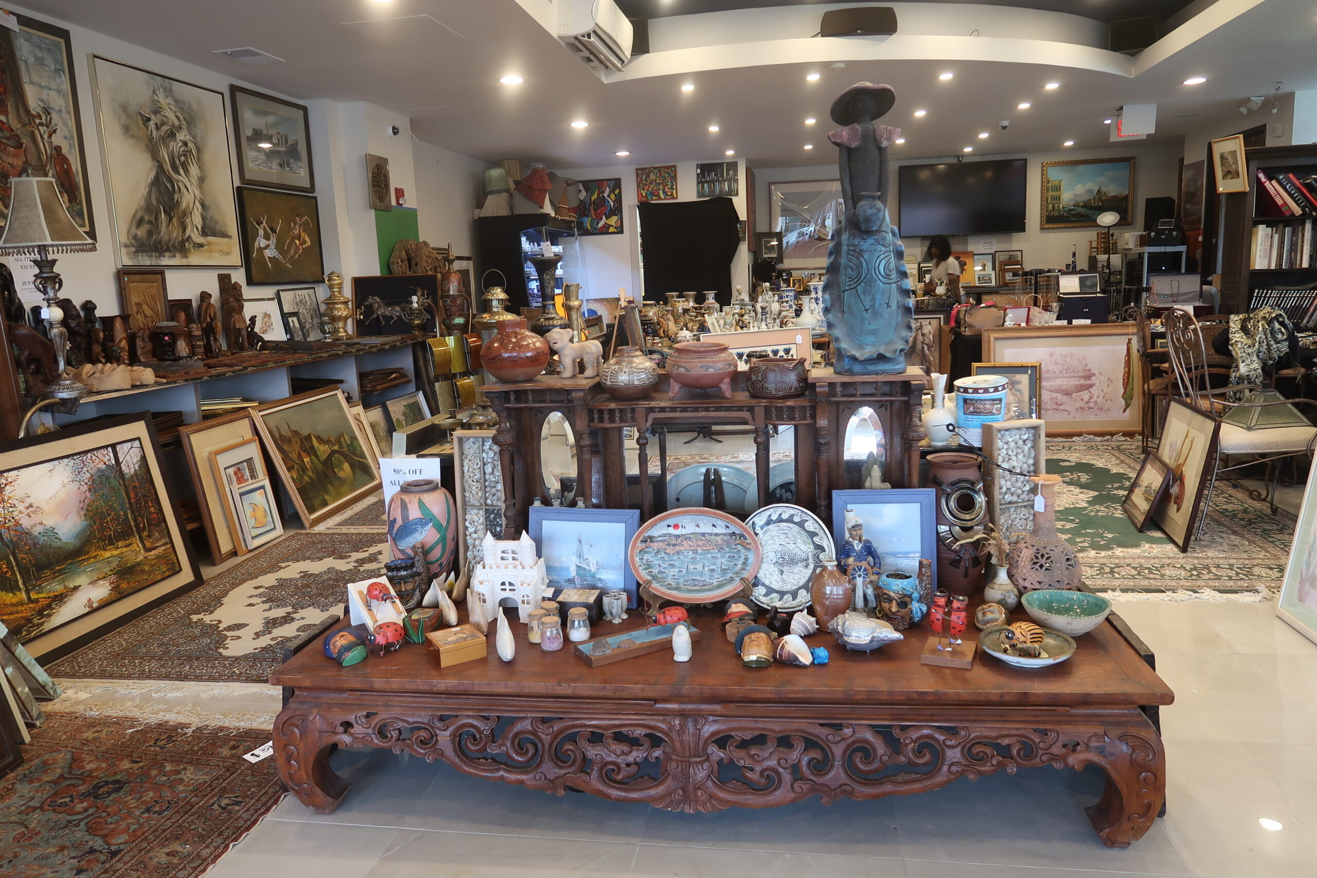 Annandale antiques store will become a coffee shop